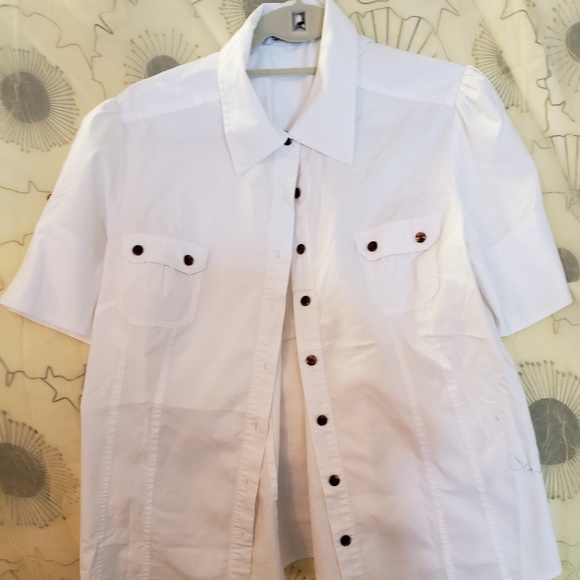 Fred David Tops - Fred David Stretch White Button Up Short Sleeve Fred David Tops - Fred David Stretch White Button Up Short Sleeve